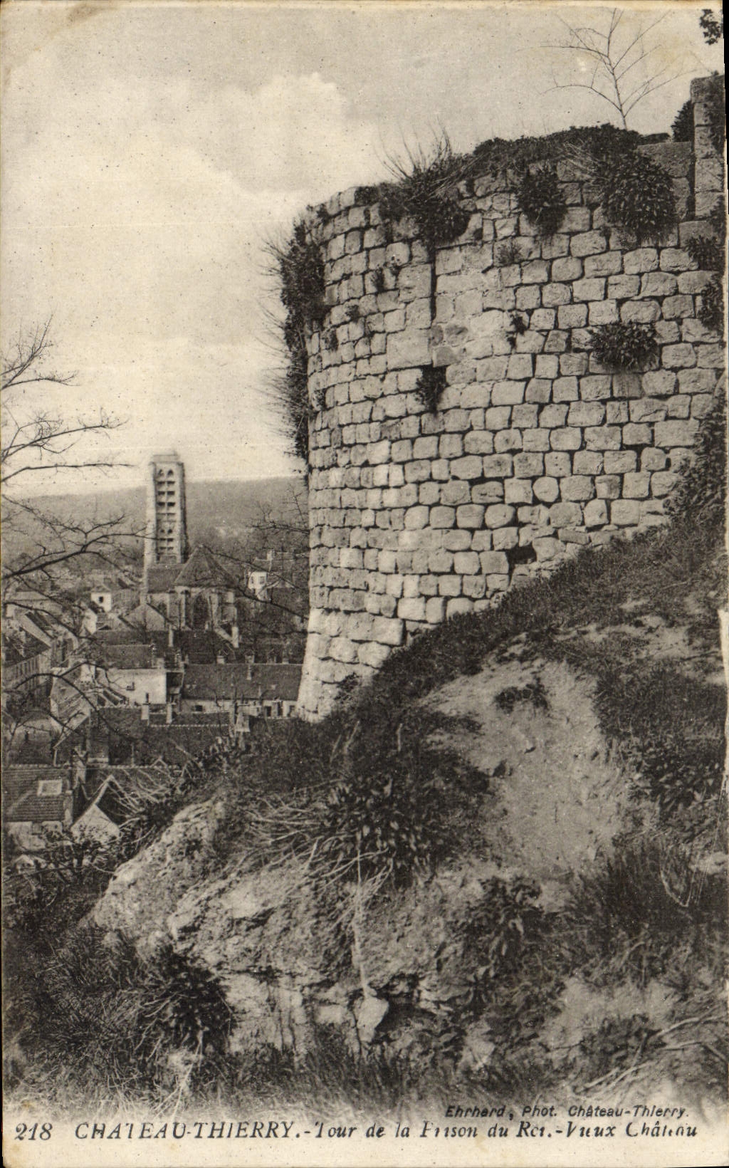 Torre de Thierry del castillo de la POSTAL de la VENDIMIA de la prisión del castillo viejo de Roix