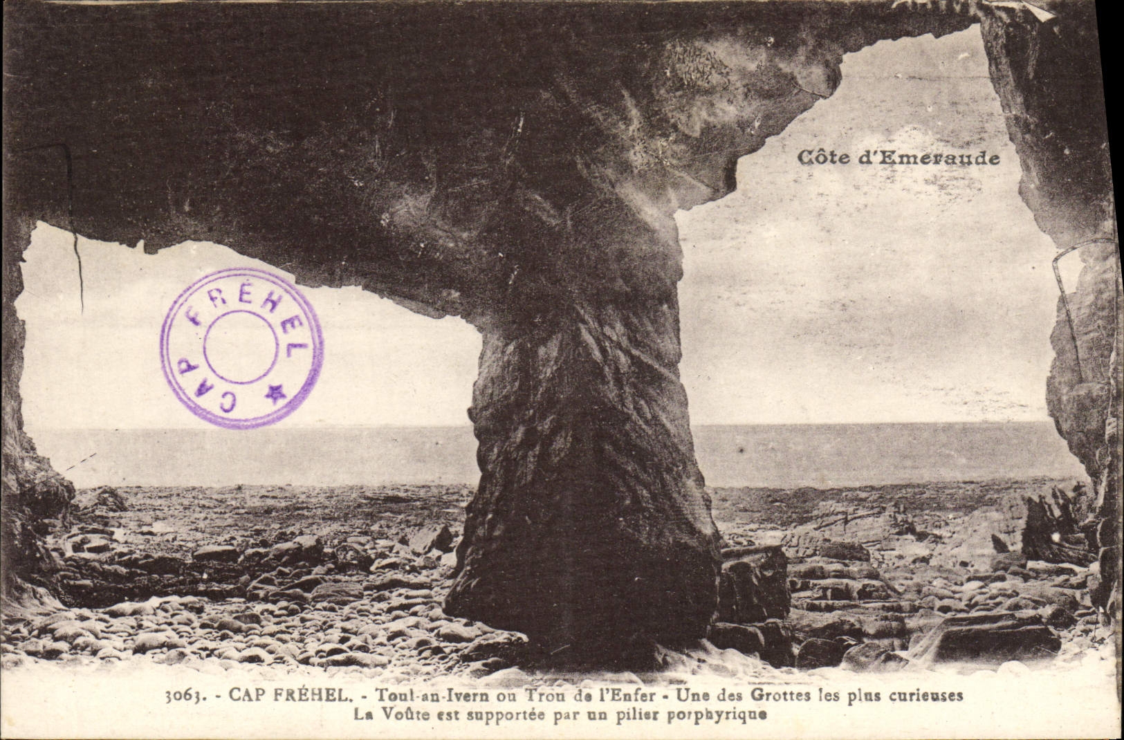VINTAGE POSTCARD Cape Frehel Hole of the hell