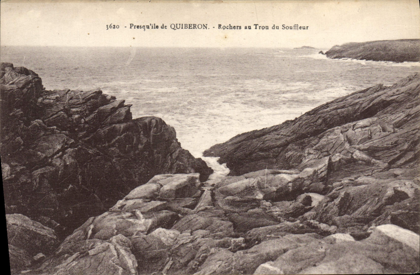 VINTAGE POSTCARD Peninsula of Quiberon Rocks to the Hole of the Blower