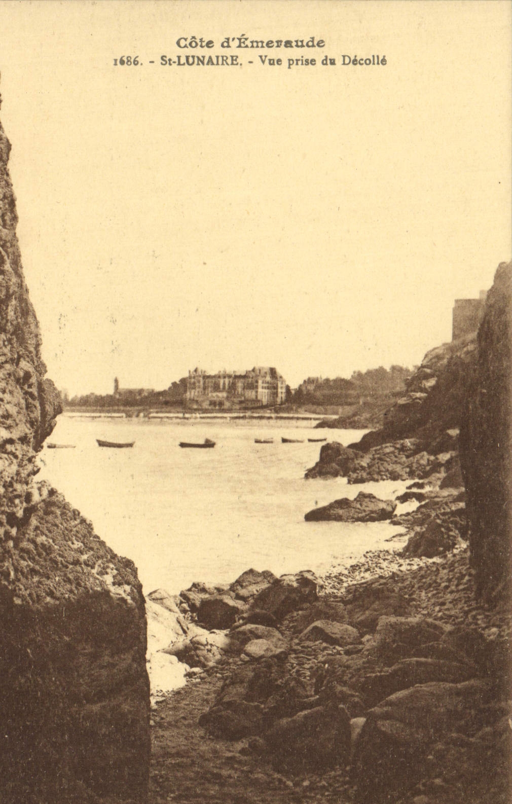 VINTAGE POSTCARD Lunar St Seen from of Takes off