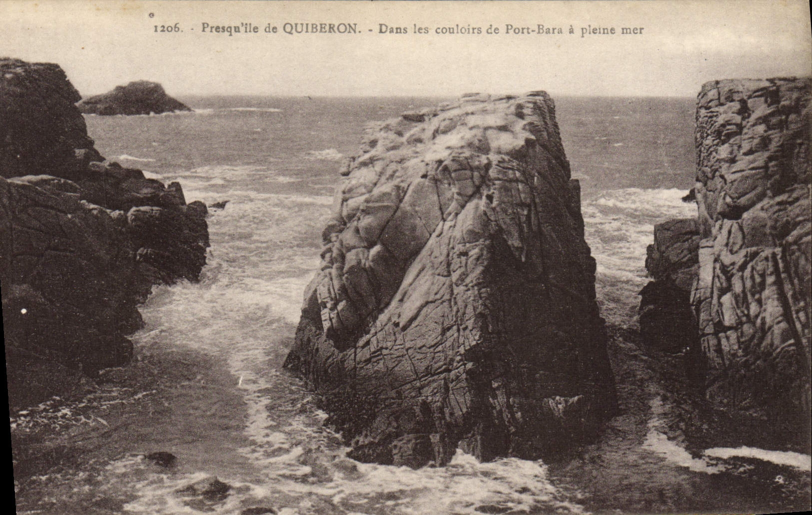 La POSTAL Presqu'île de la VENDIMIA de Quiberon en los pasillos del puerto de Bara tiene mar de Pleine