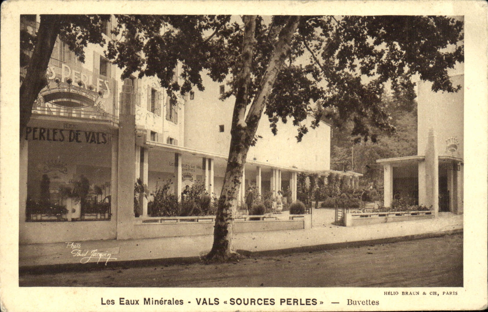 VINTAGE POSTCARD Valleys Sources perlees Refreshment bars