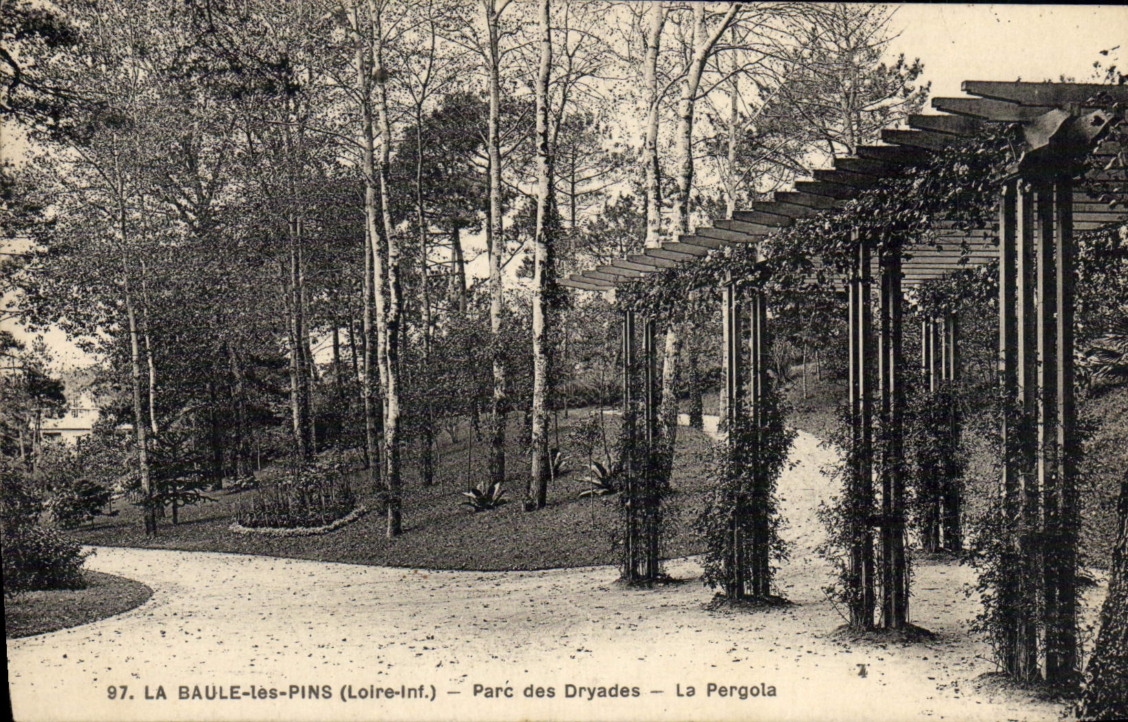 VINTAGE POSTCARD La Baule the Pines Park of the dryades the pergola