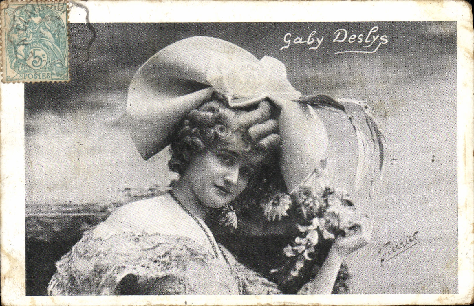 VINTAGE POSTCARD Fantasy Woman Gaby Deslys