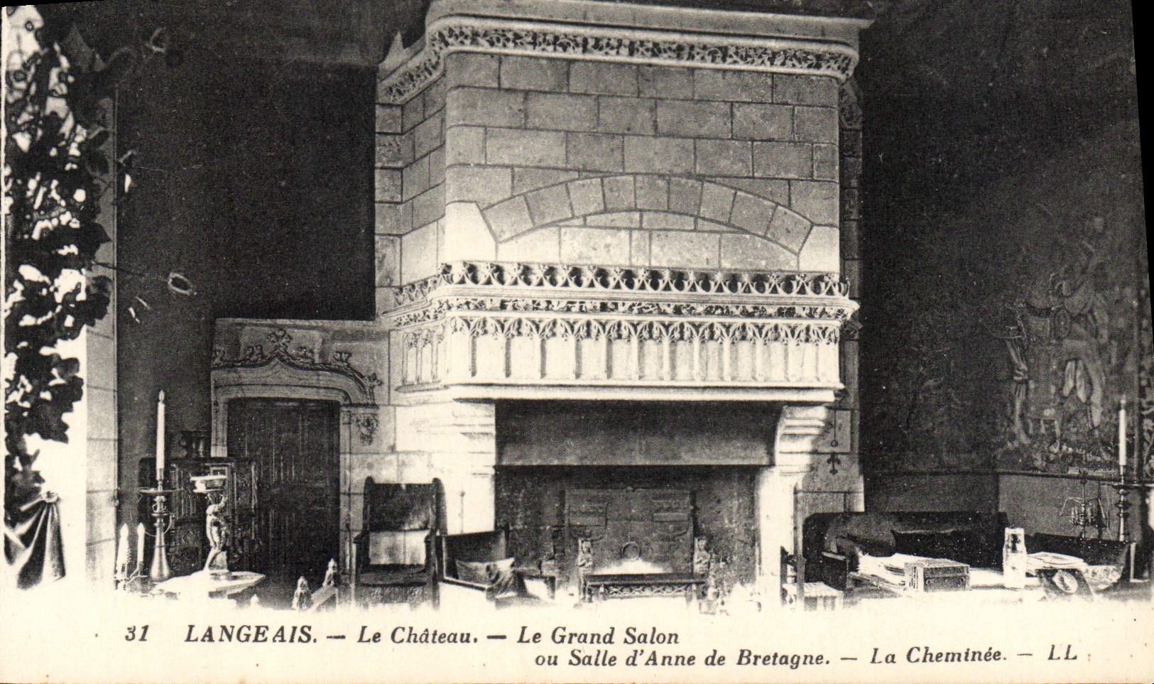 VINTAGE POSTCARD Langeais the Castle the Large Living room or Room Of Anne Of Brittany the chimney