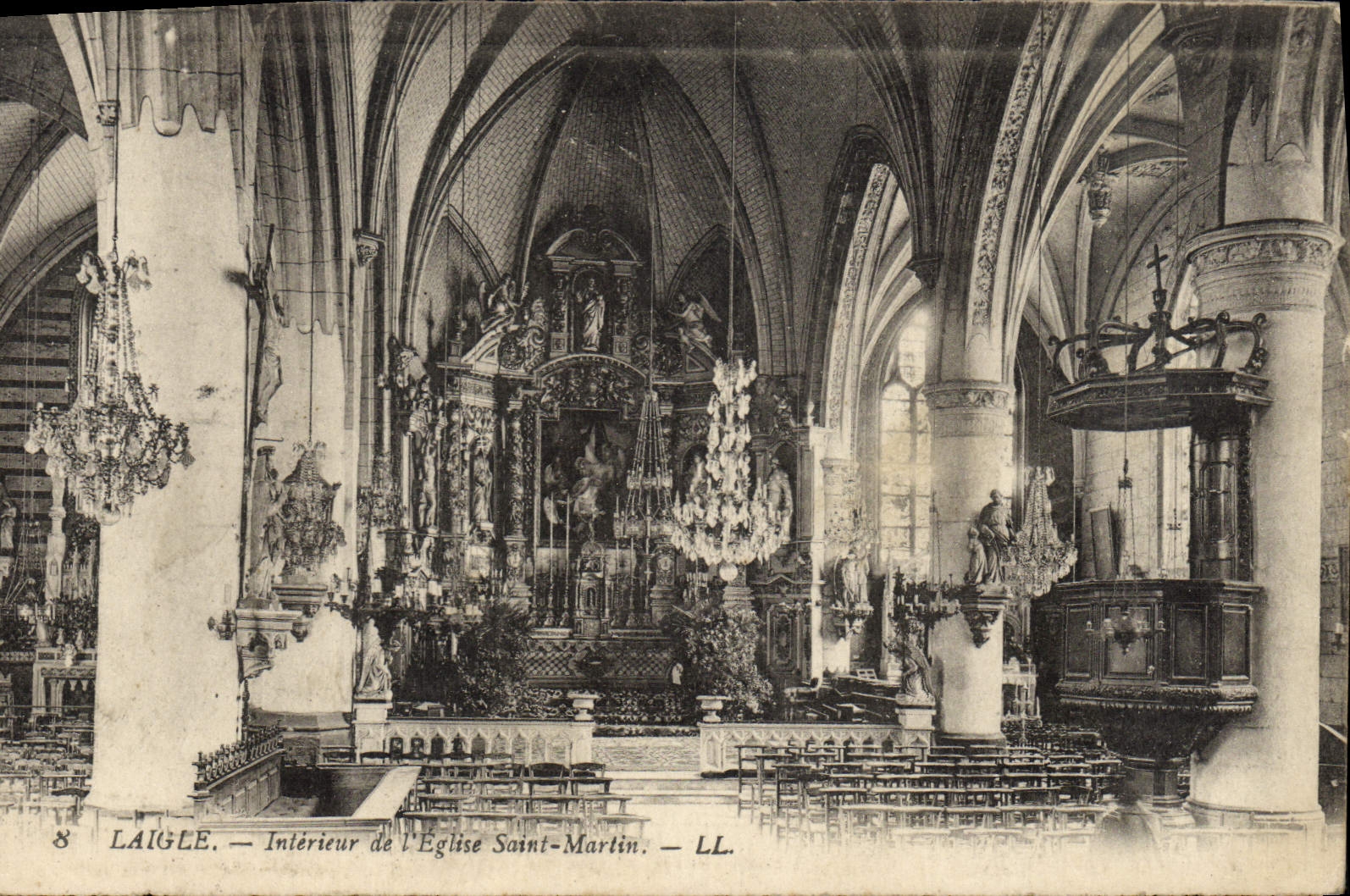 CPA Laigle Interieur De I'Eglise Saint Martin