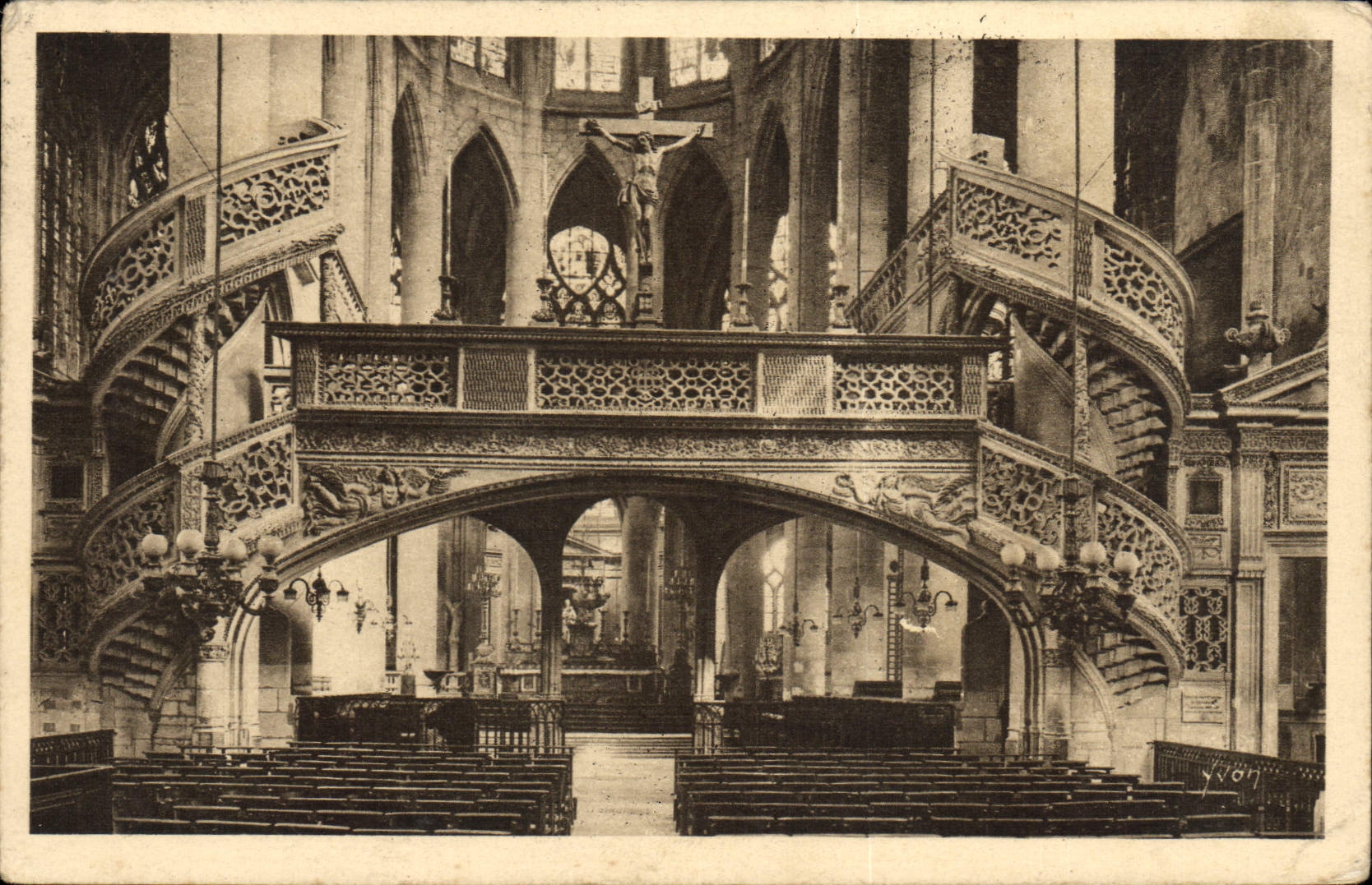 VINTAGE POSTCARD Paris Church St Etienne Of the Mount Jube