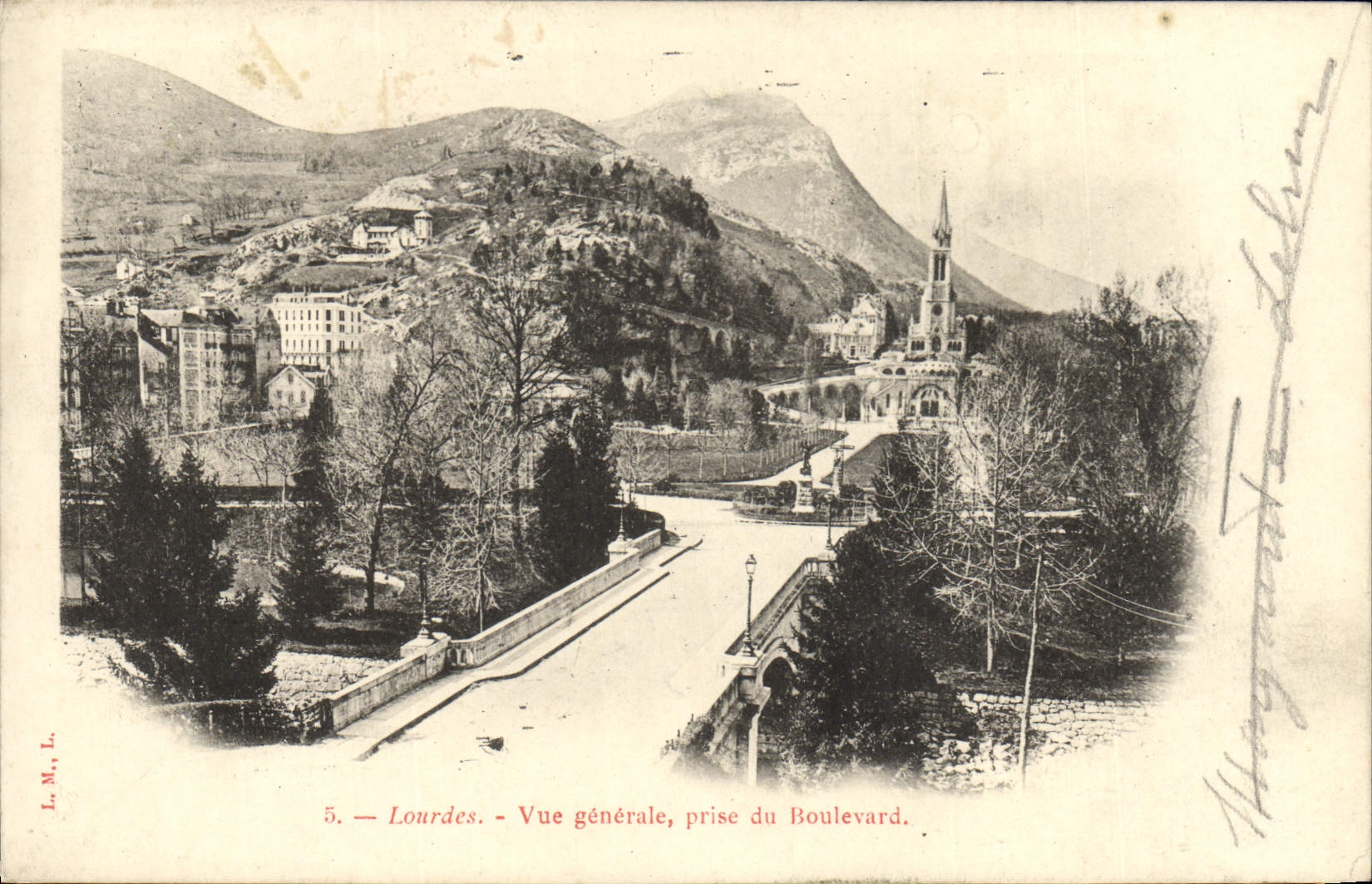 VINTAGE POSTCARD Heavy View Taken Boulevard