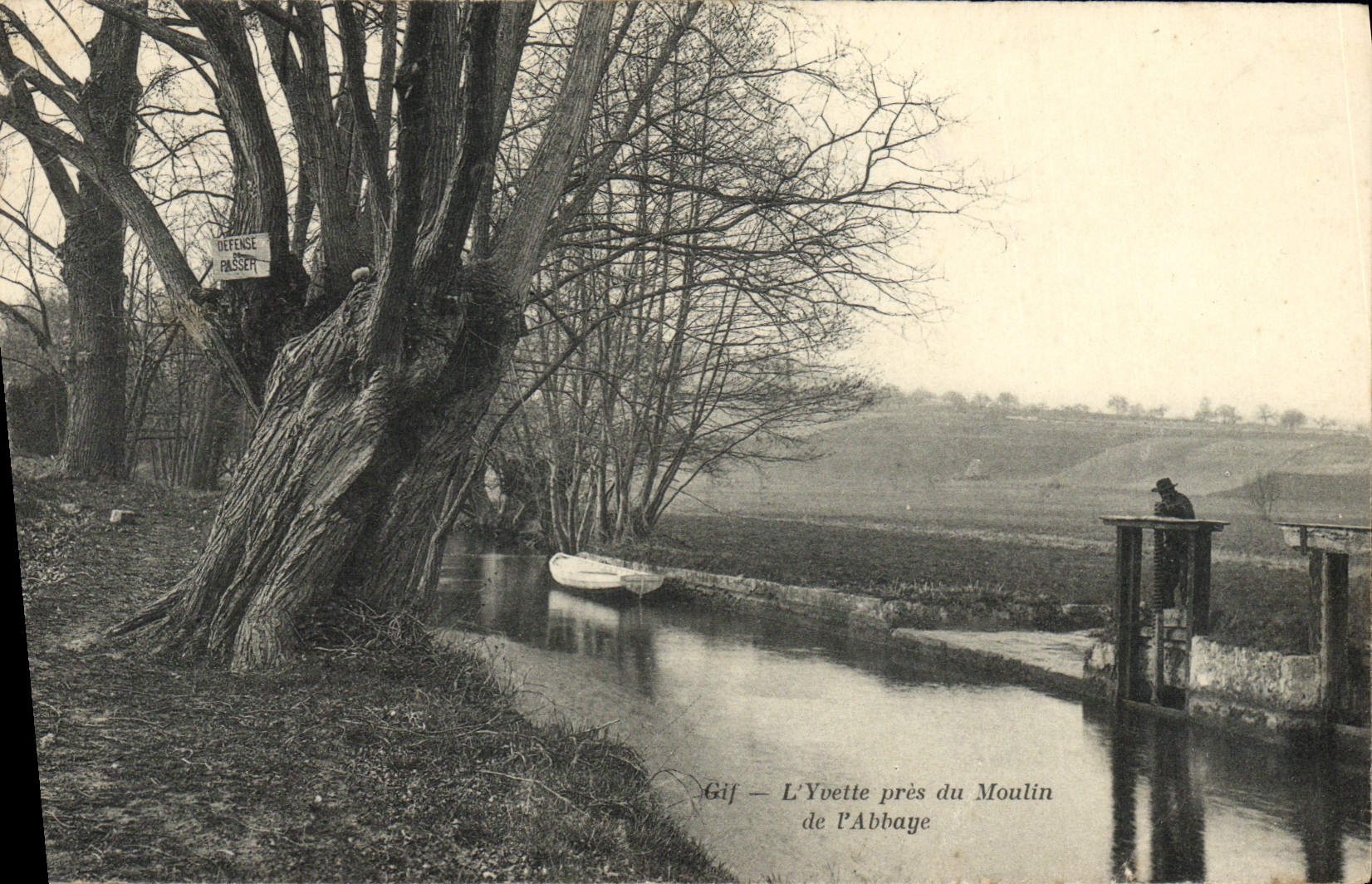 CPA L'Yvette Pres Du Moulin De I'Abbaye