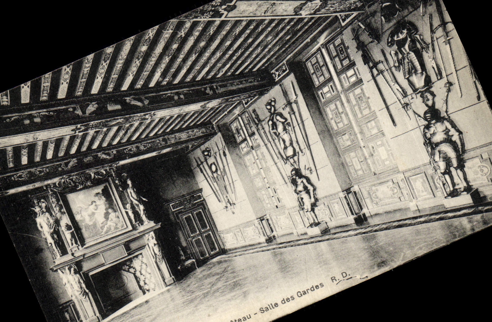 VINTAGE POSTCARD Cheverny Castle Covers Guards