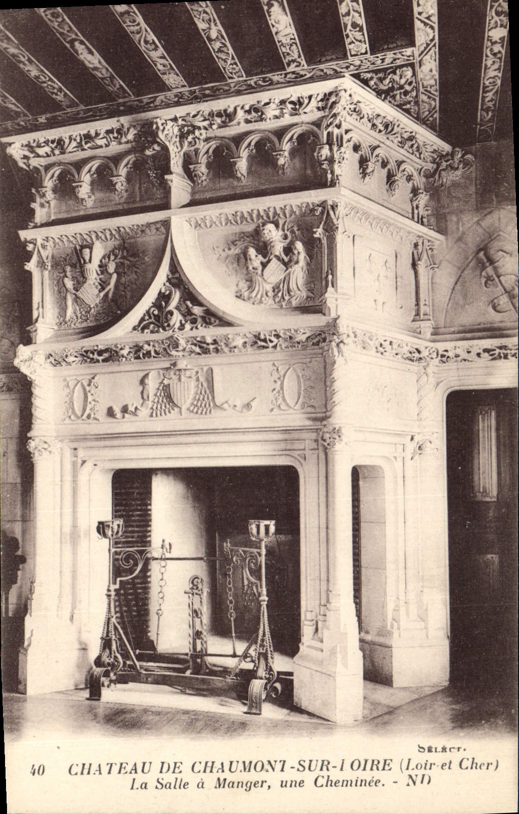 CPA Chateau De Chaumont Sur Loire La salle a manger Une cheminee