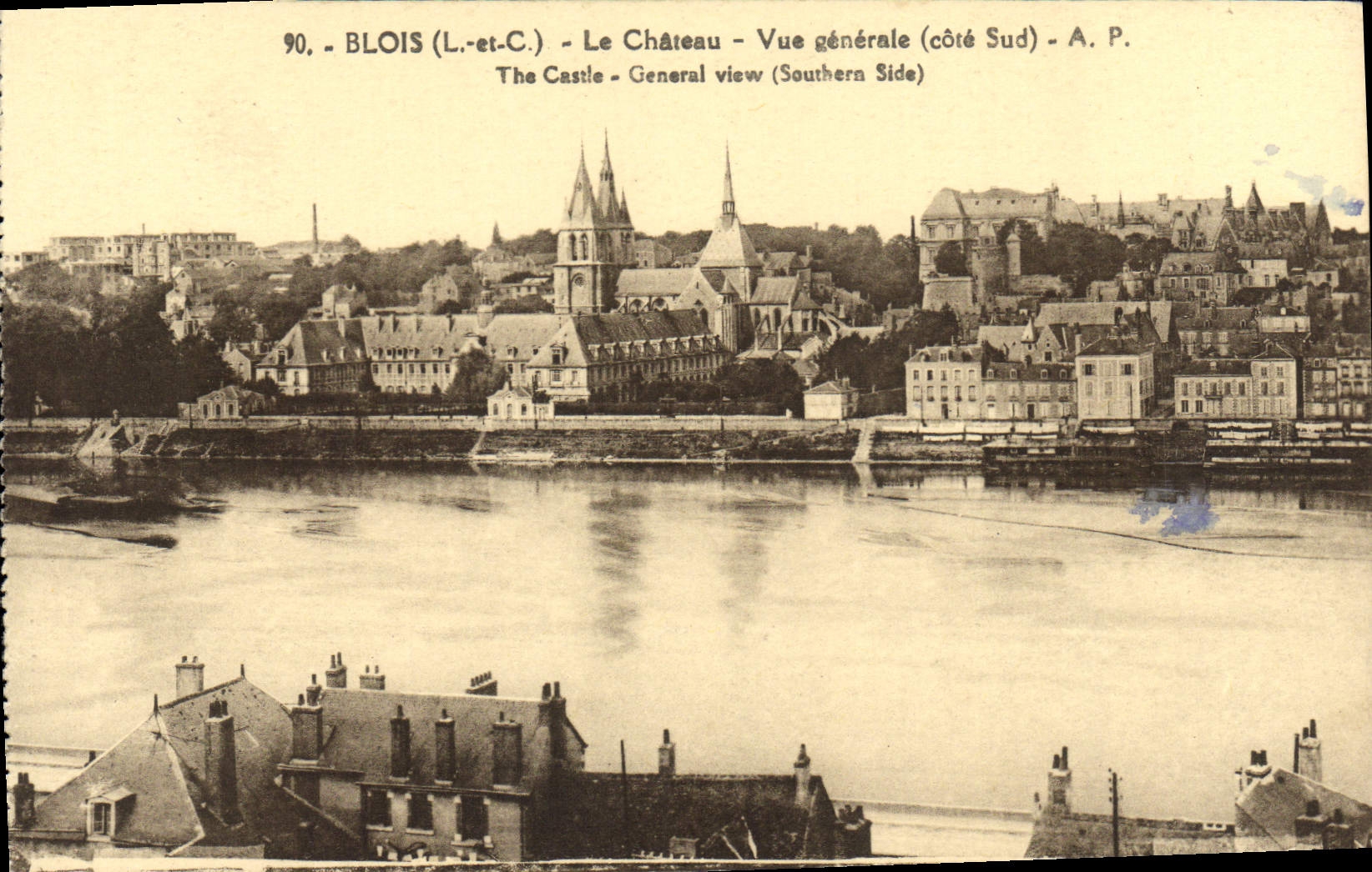 CPA Chateau de Blois Le Chateau Vue Generale