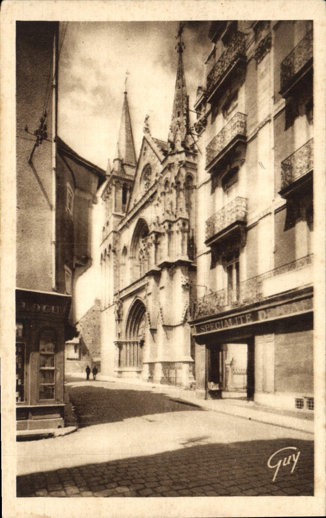 VINTAGE POSTCARD Valves Cathedral Saint Pierre