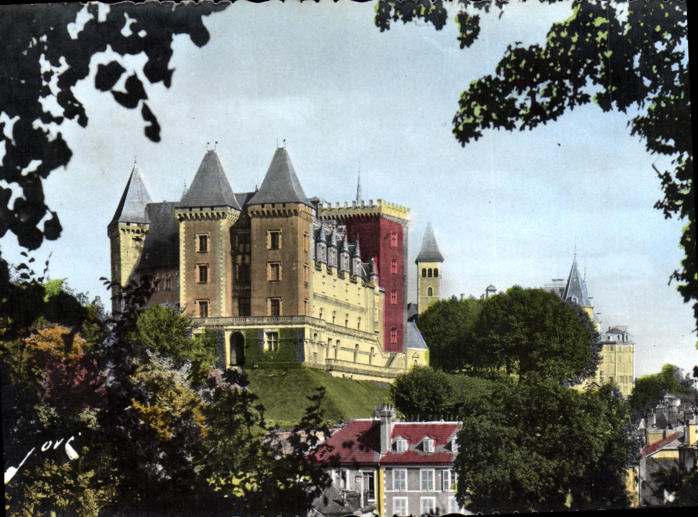POSTAL MODERNA Pau el castillo Enrique IV visto del parque nacional