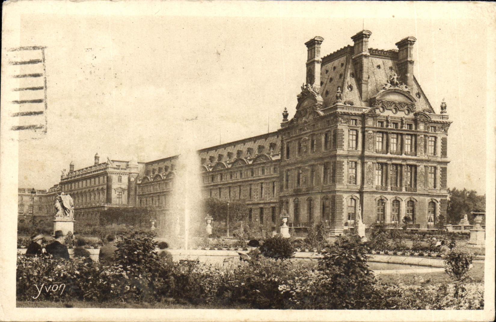 VINTAGE POSTCARD Paris the house of Flora to the garden of Tileries