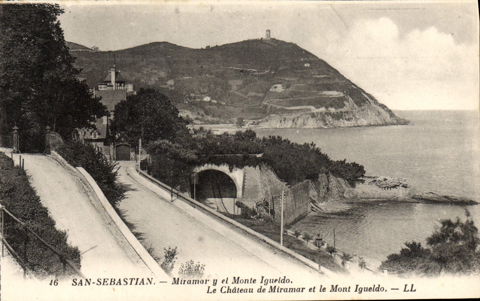 VINTAGE POSTCARD San Sebastian Miramar there and Assembles Igueldo