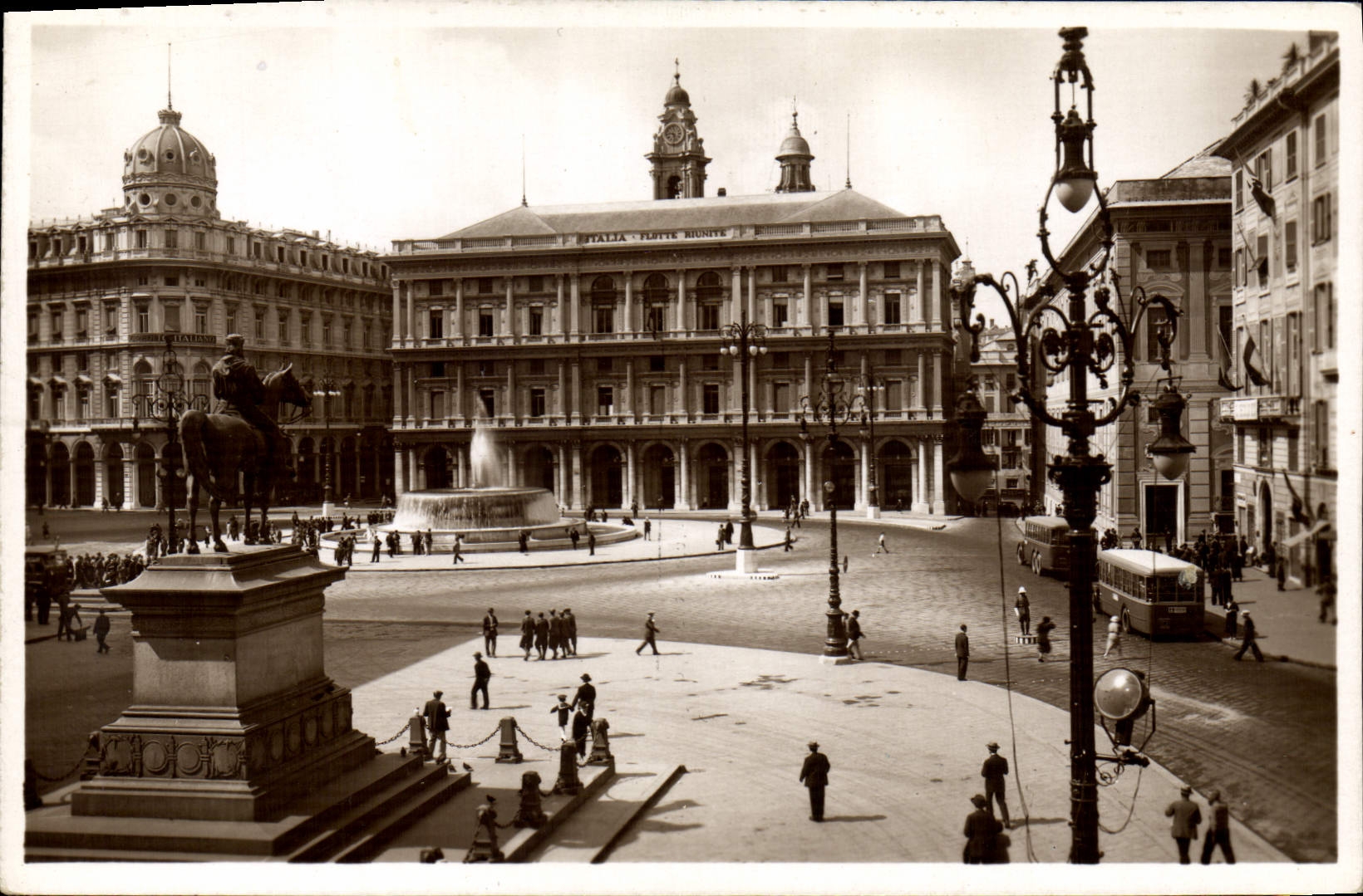 CPA Genova Piazza De Ferrarl