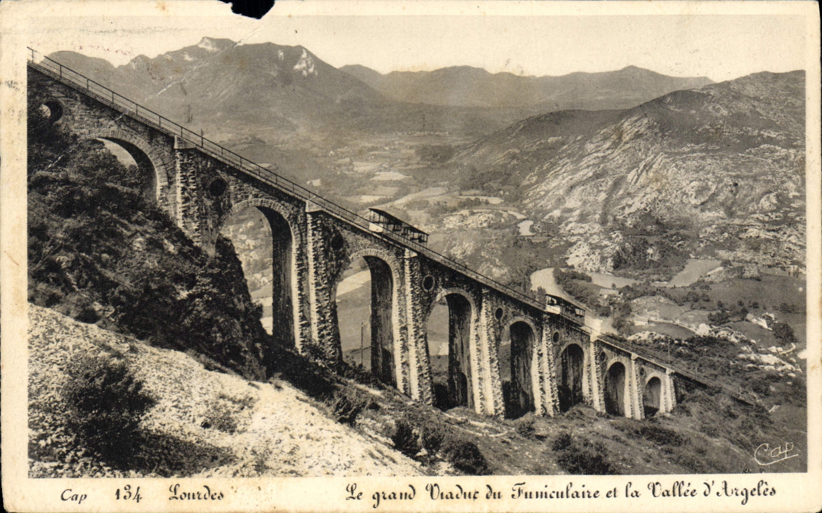 VINTAGE POSTCARD Heavy the Large viaduct of the funicular and the valley of Argeles