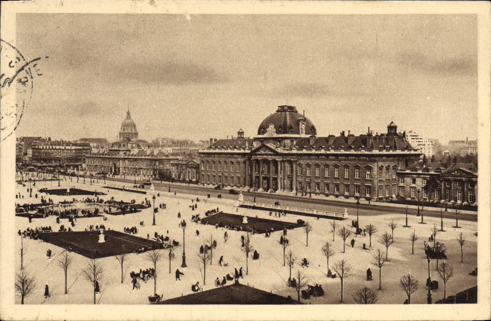 VINTAGE POSTCARD Paris Esplanade of the Champ de Mars