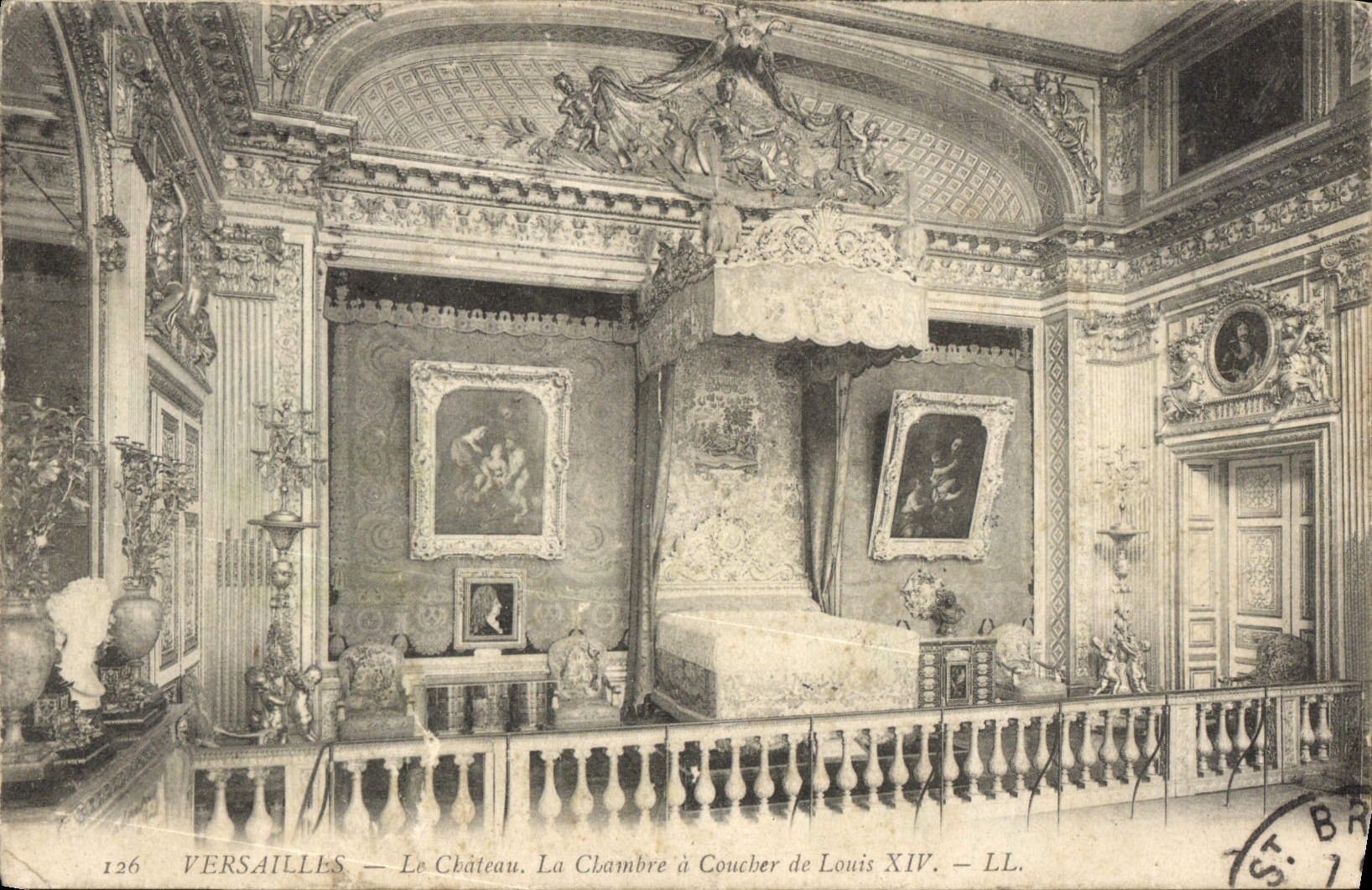 CPA Versailles Le Chateau La Chambre a Coucher de Louis XIV