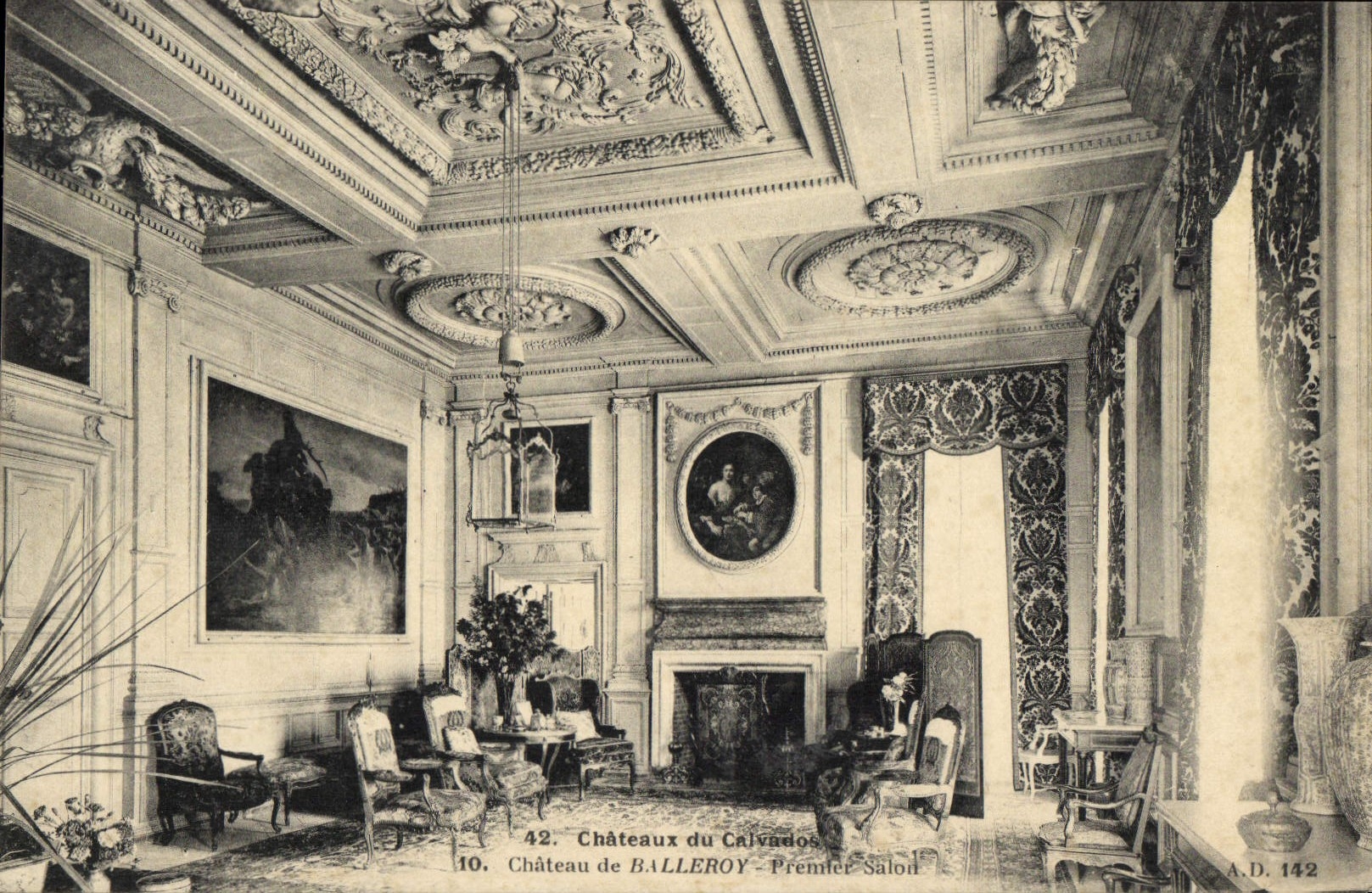 Castillo de la POSTAL de la VENDIMIA de la sala de estar de Castle De Balleroy First del Apple-brandy