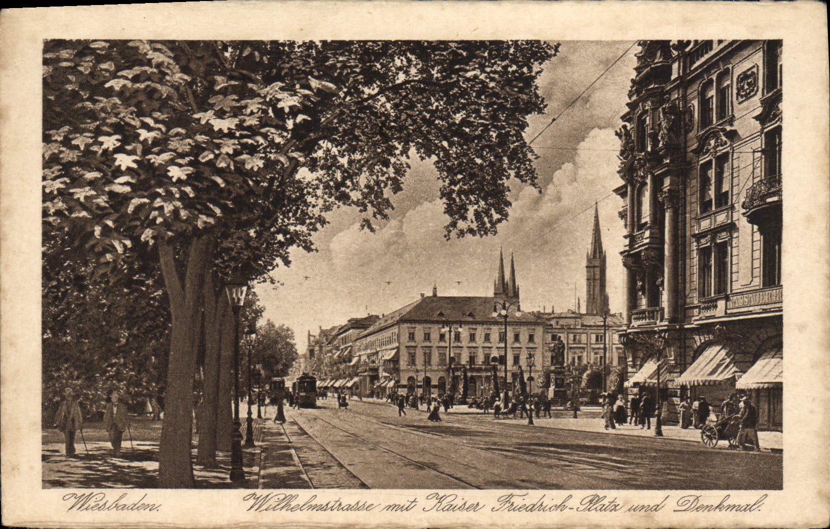 VINTAGE POSTCARD Wiesbaden Wilhemstrasse put Kaiser Friedrich Platz und Denkmal