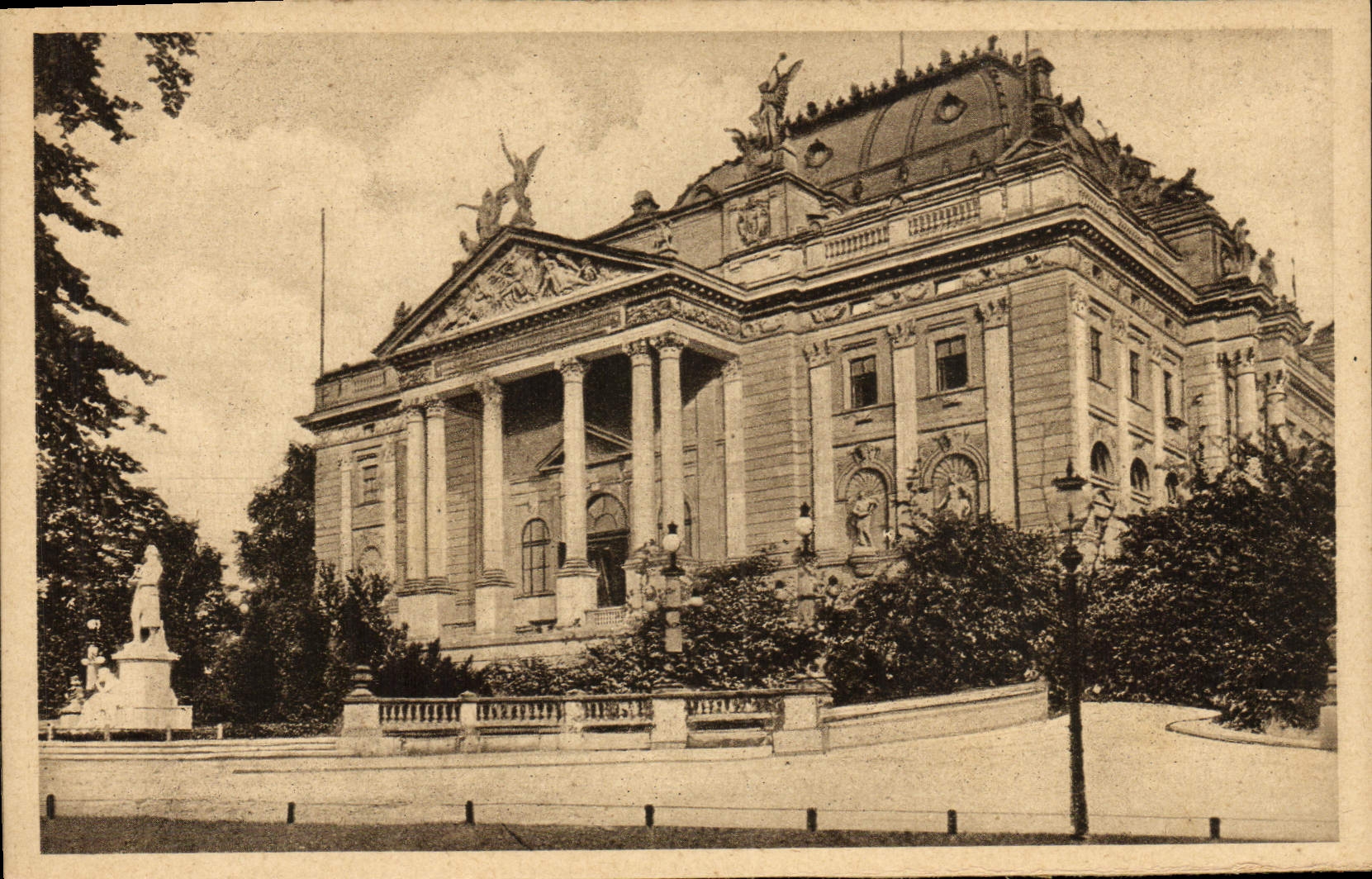CPA Wiesbaden Theater