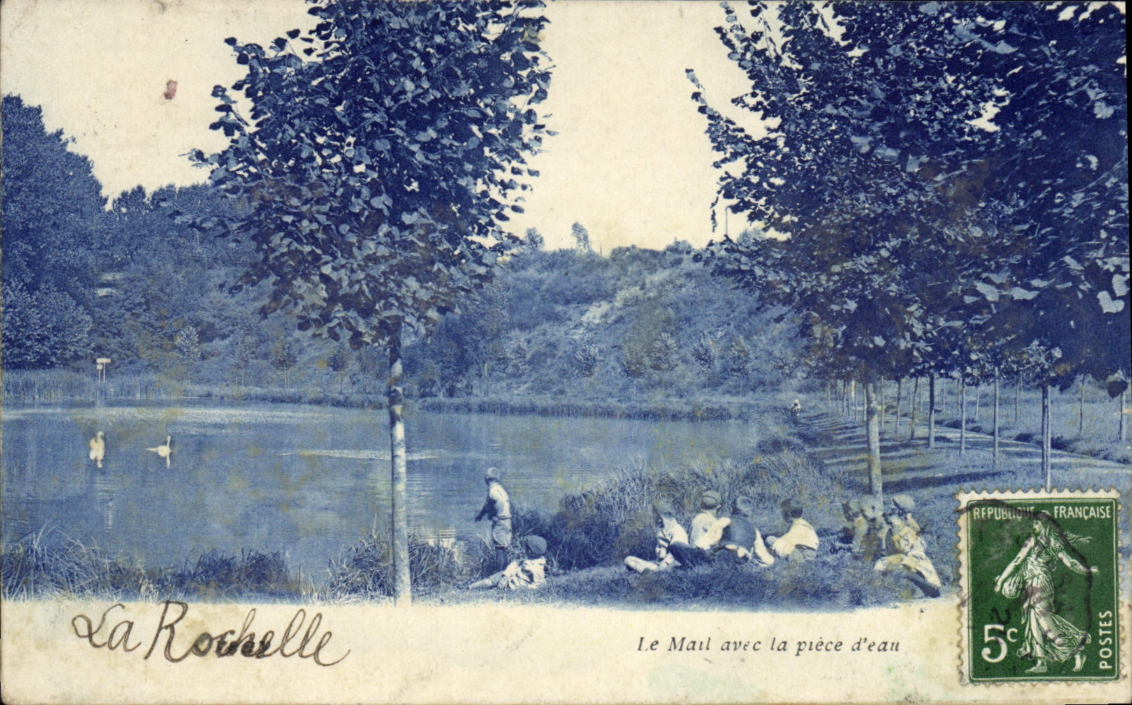 VINTAGE POSTCARD the Email With the water La Rochelle Part