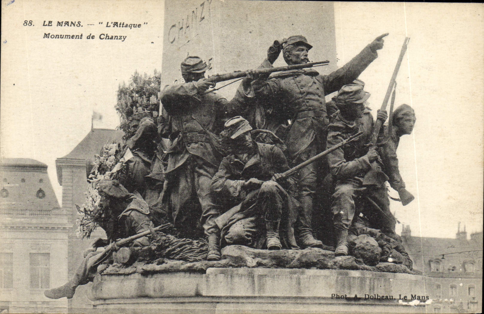 VINTAGE POSTCARD Mans the Attack Monument De Chanzy Militaria