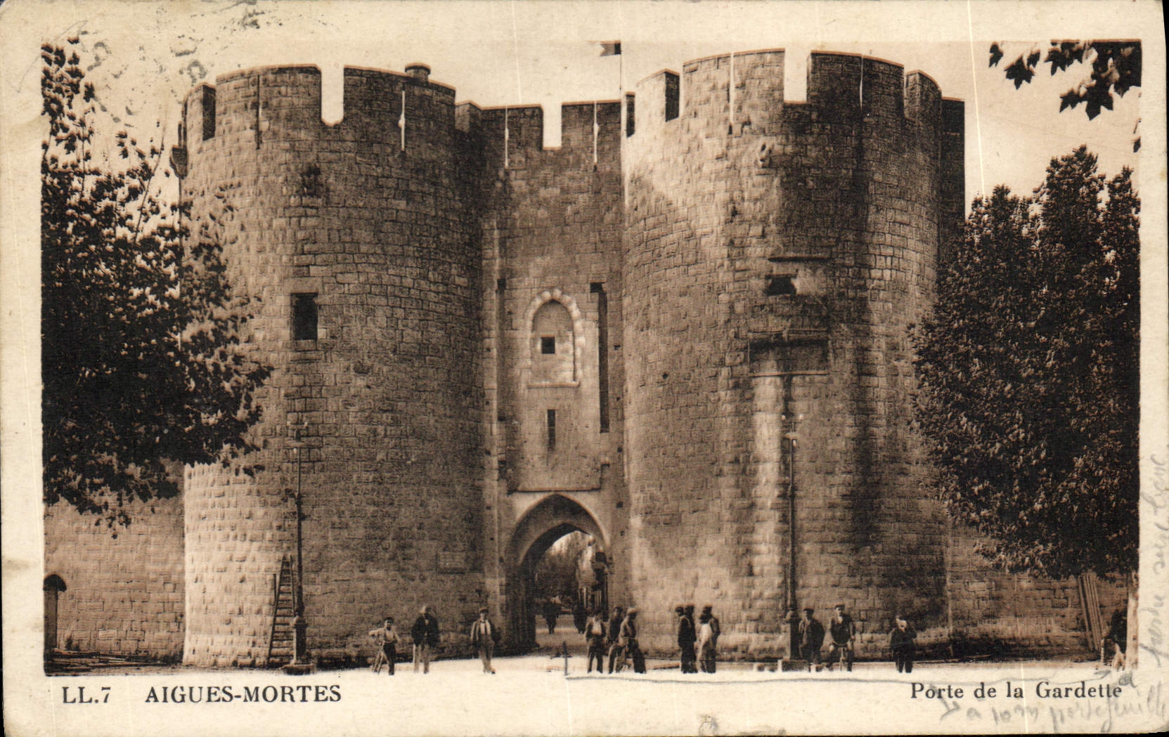 CPA Aigues Mortes Porte De La Gardette