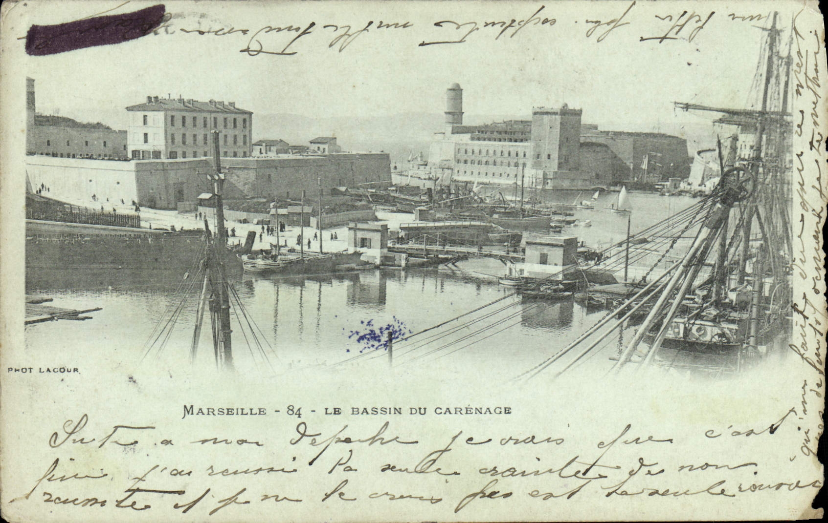 CPA Marseille Le Bassin Du Carenage Bateau