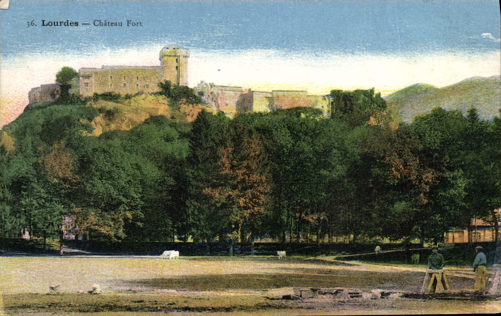 VINTAGE POSTCARD Heavy Strong Castle