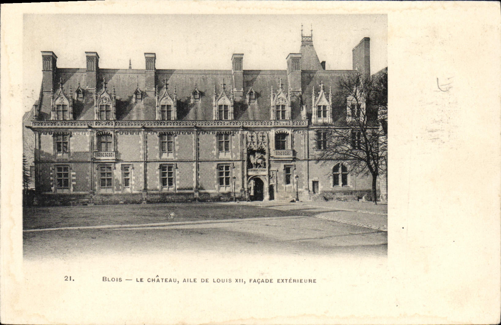 CPA Blois Le Chateau Aile De Louis XII Facade exterieure