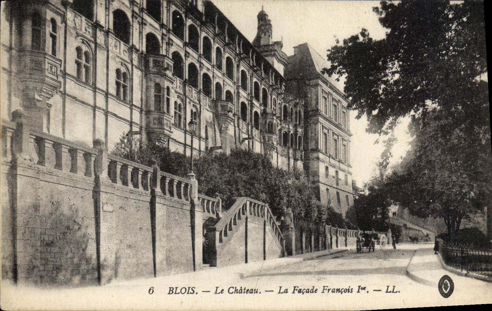CPA Blois Le Chateau La Facade Francois 1er