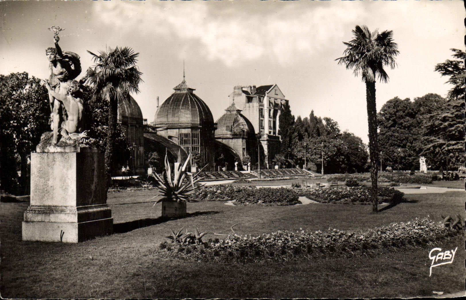 MODERN CARD Rennes Garden of Thabor