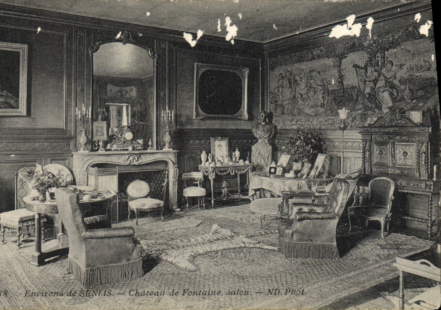 Alrededores de la POSTAL de la VENDIMIA del castillo de Senlis de la fuente de Saton