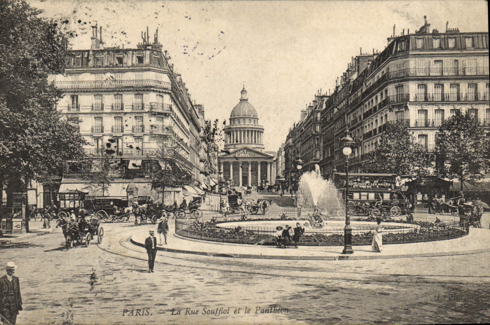VINTAGE POSTCARD Paris the Street Souffiot and the Pantheon