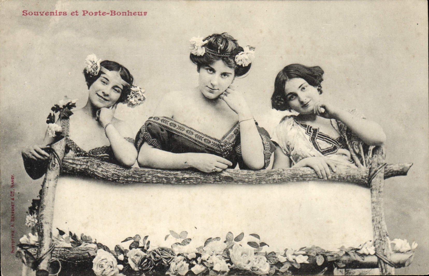 VINTAGE POSTCARD Fantasy Women Souvenir and carries happiness