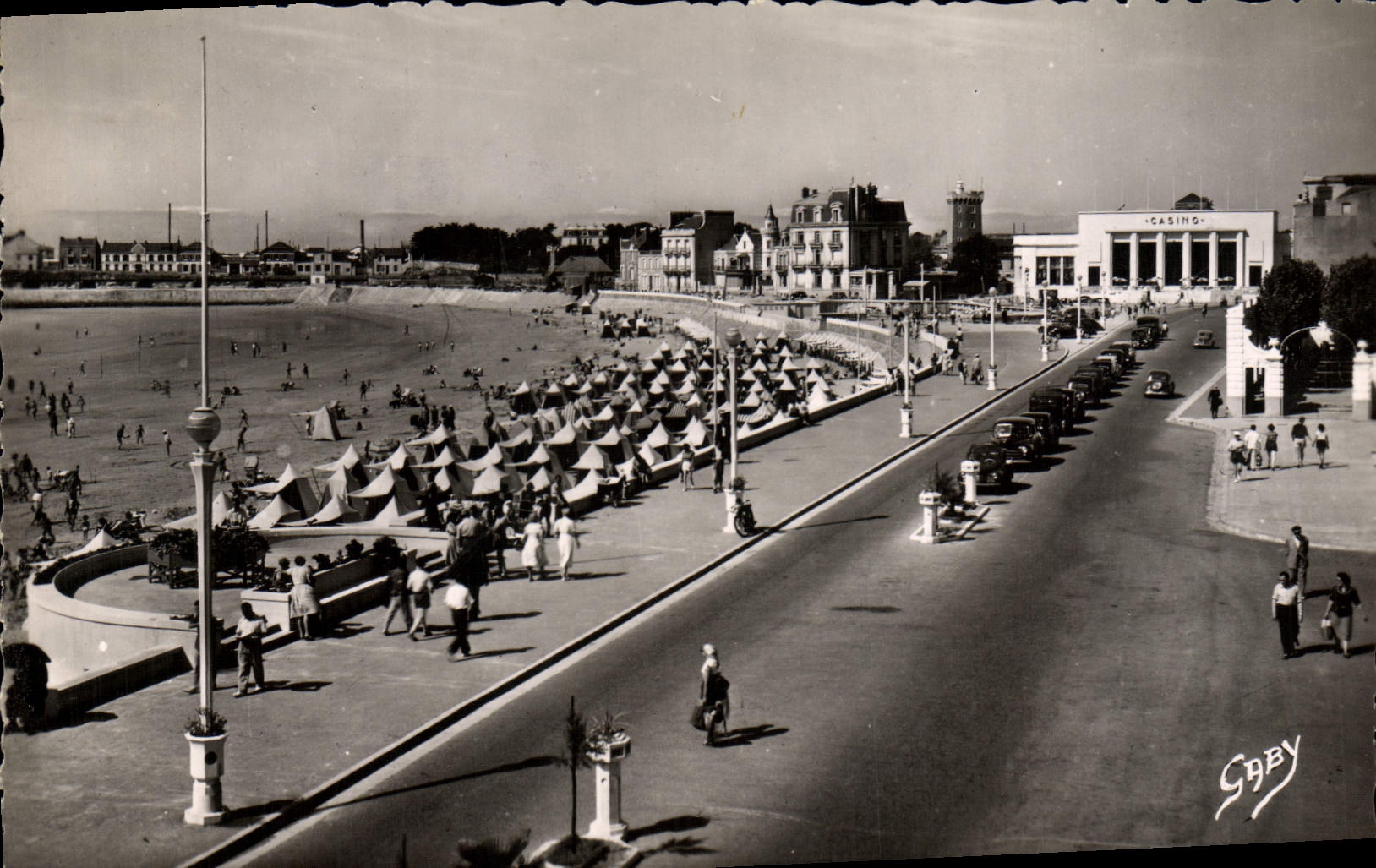 POSTAL MODERNA Sables d'Olonne el terraplén hacia el casino