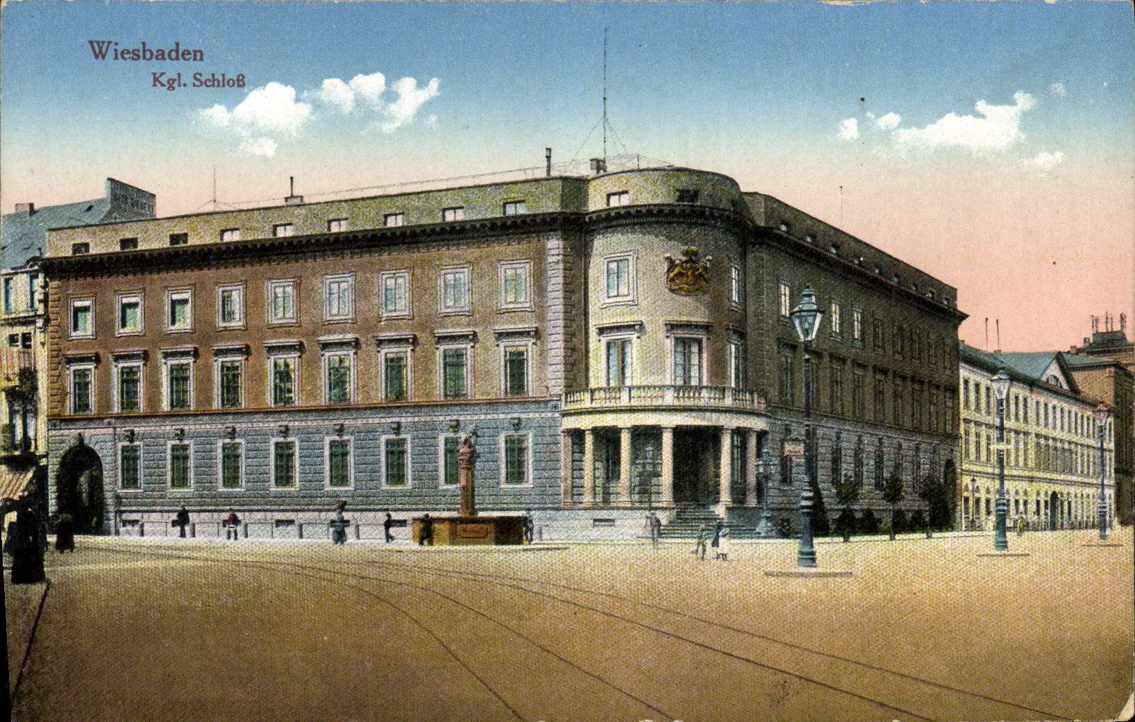 VINTAGE POSTCARD Wiesbaden Kgl Schlof