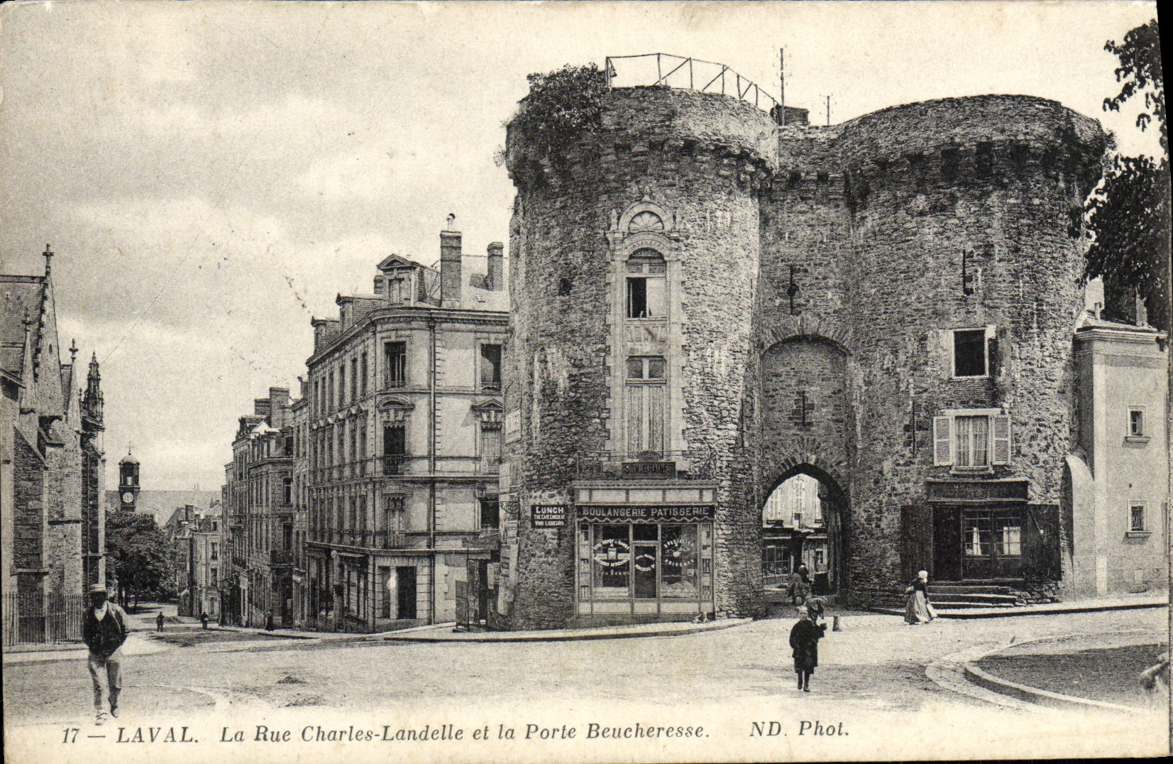 La POSTAL Laval de la VENDIMIA la calle Charles Landelle y el Beucheresse bloquea