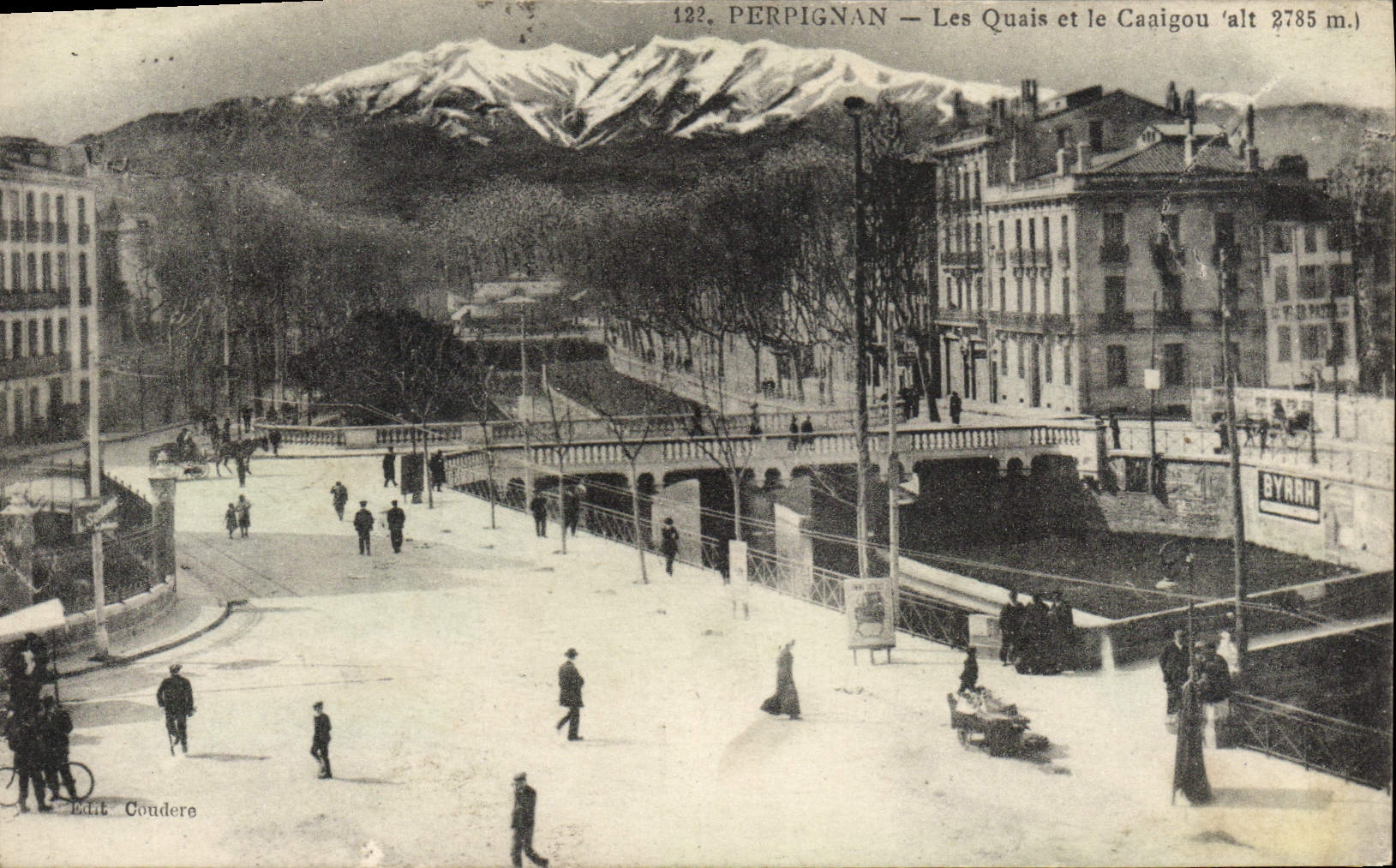 VINTAGE POSTCARD Perpignan Quays And Canigou