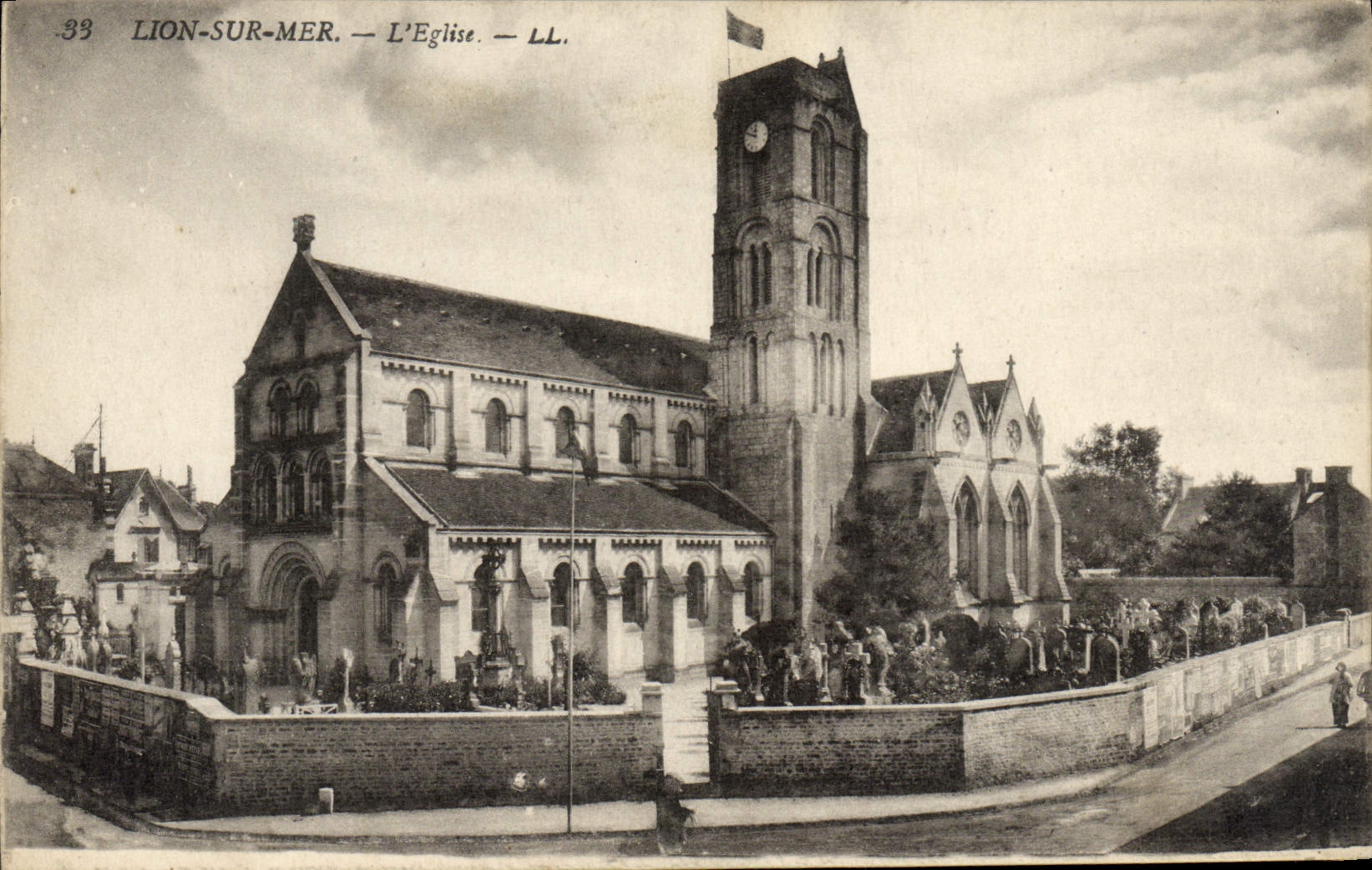 CPA Lion Sur Mer L'Eglise
