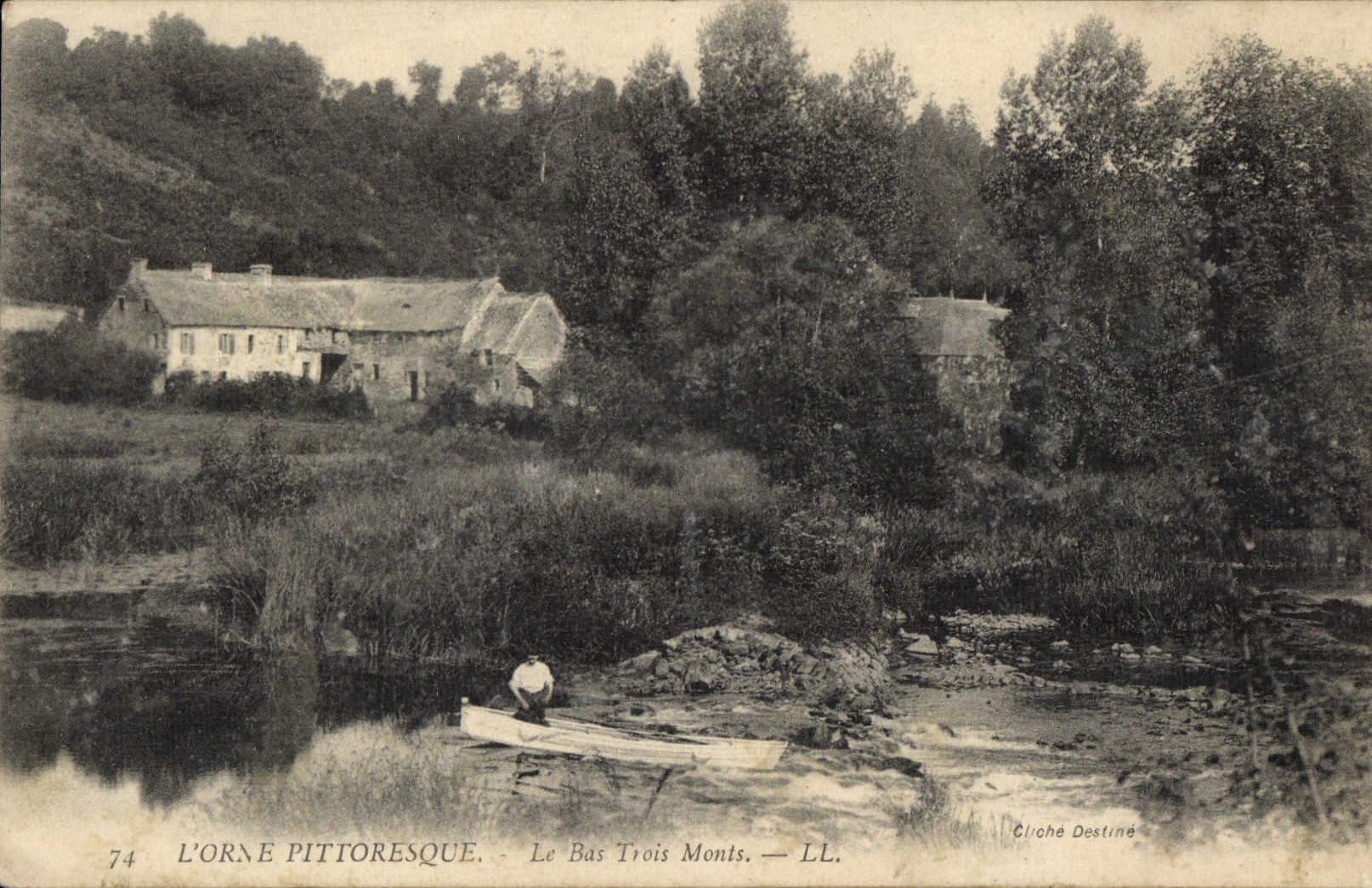 CPA L'Orne Pittoresque Le Bas Trois Monts