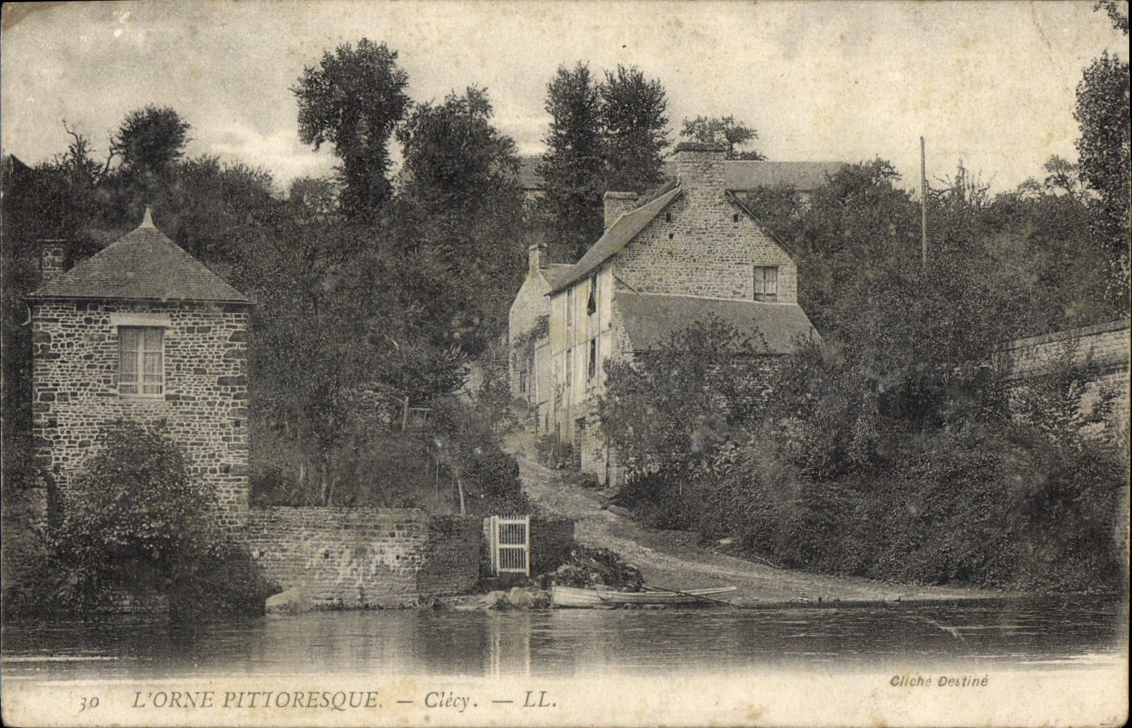 VINTAGE POSTCARD Picturesque Orne Clecy