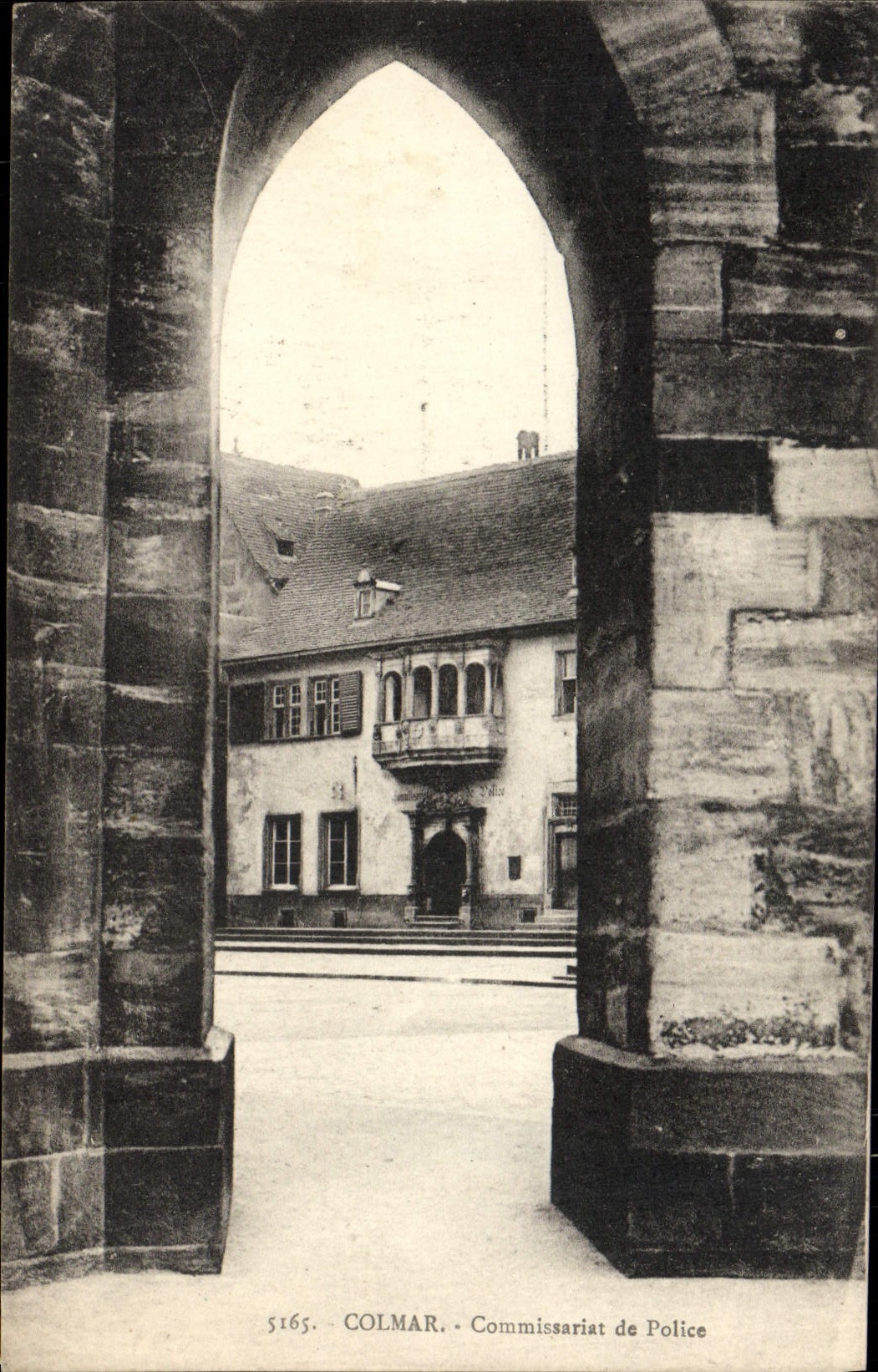 VINTAGE POSTCARD Colmar Police station