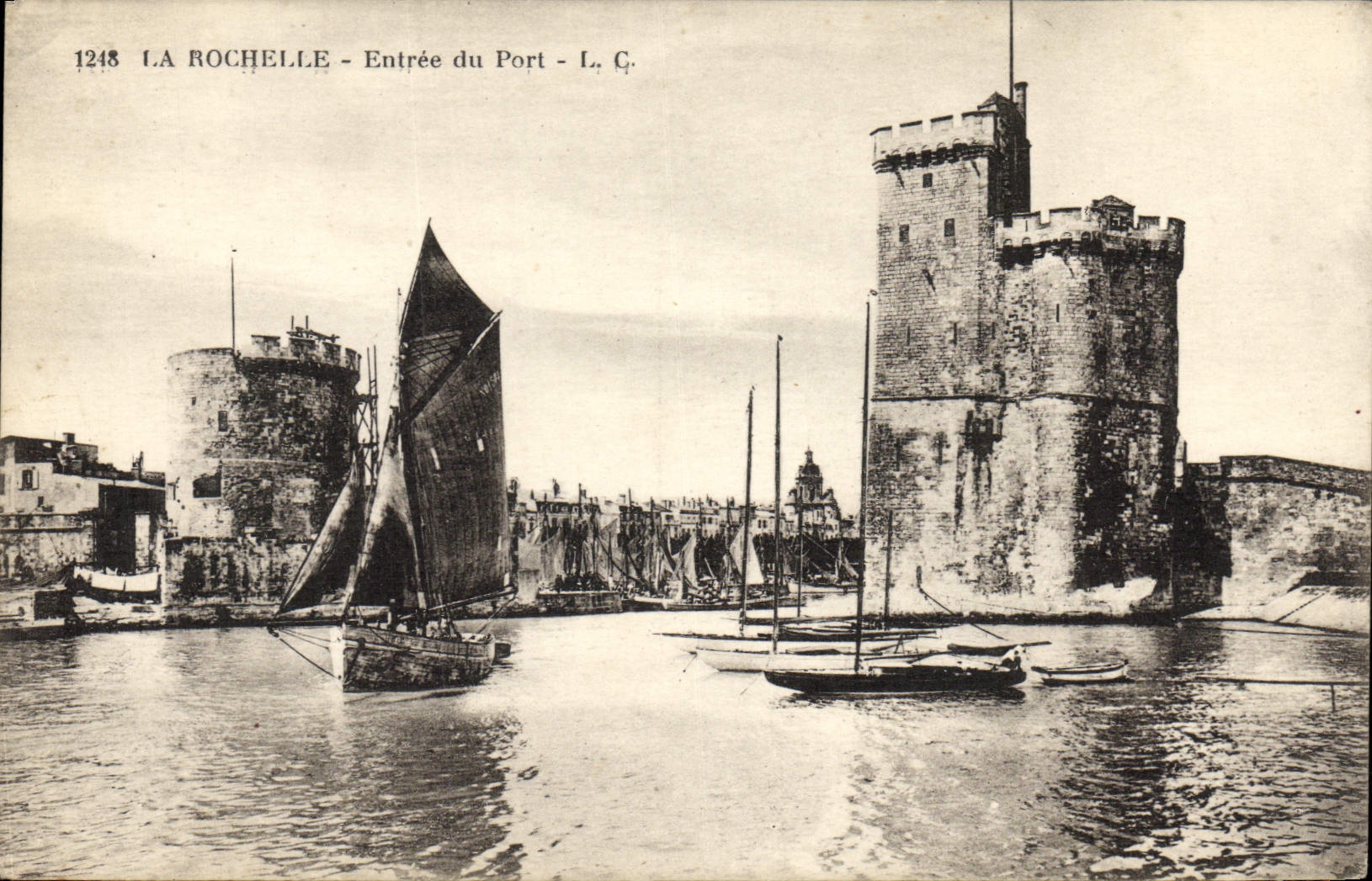 VINTAGE POSTCARD La Rochelle Entered Of the Port Boat