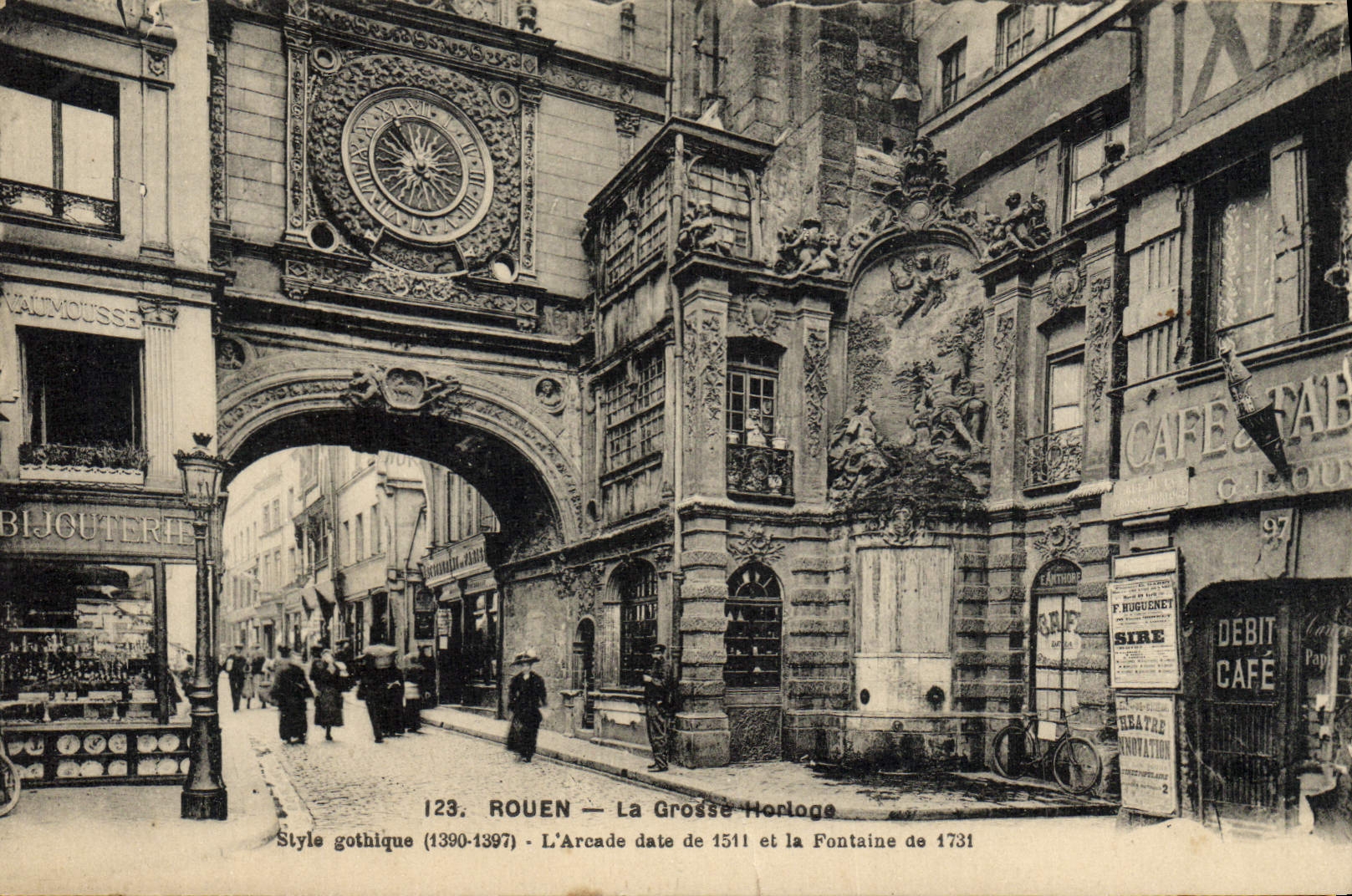 VINTAGE POSTCARD Rouen the Horioge Gross
