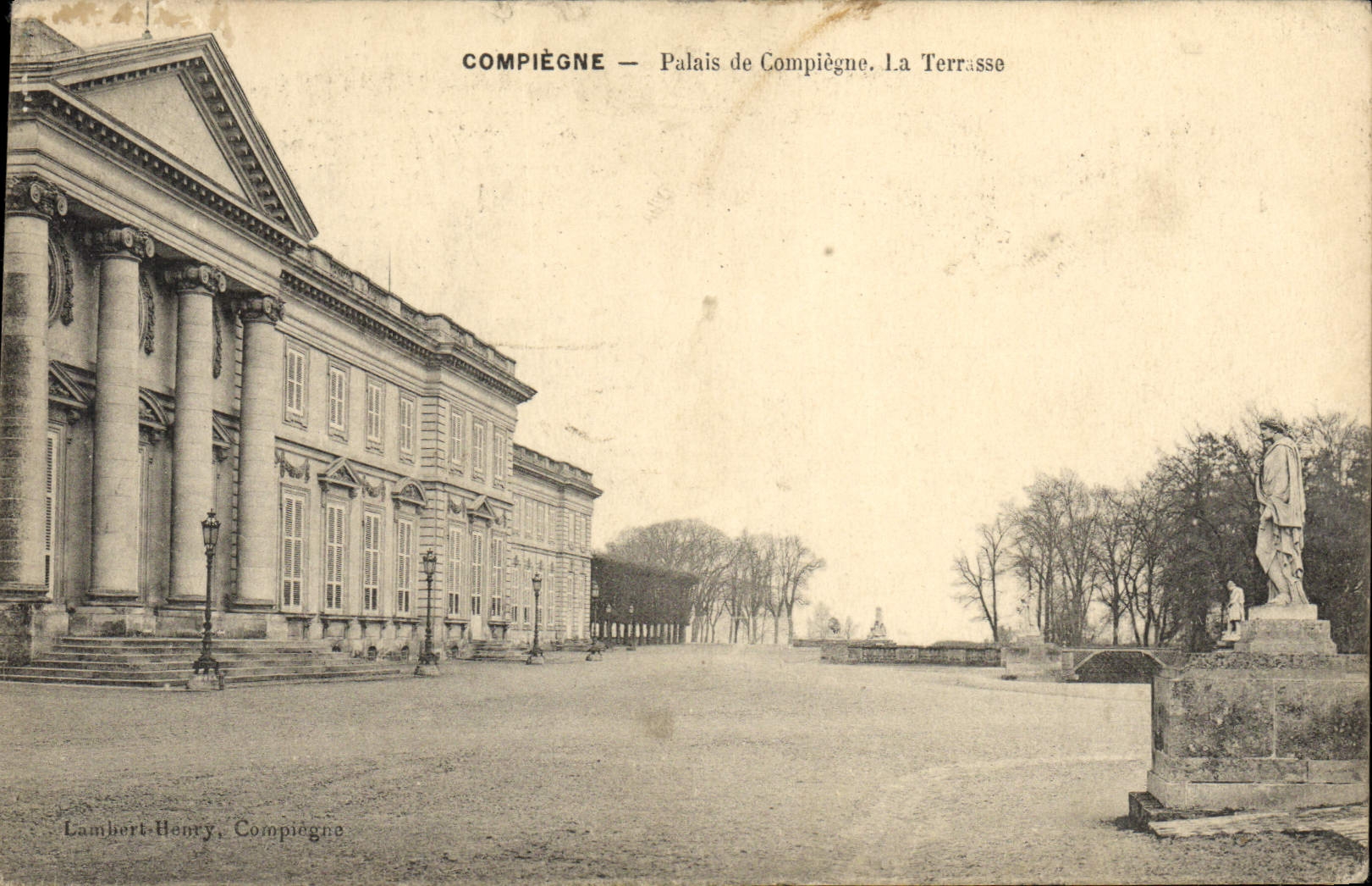 Paladar de Compiegne de la POSTAL de la VENDIMIA de Compiegne la terraza