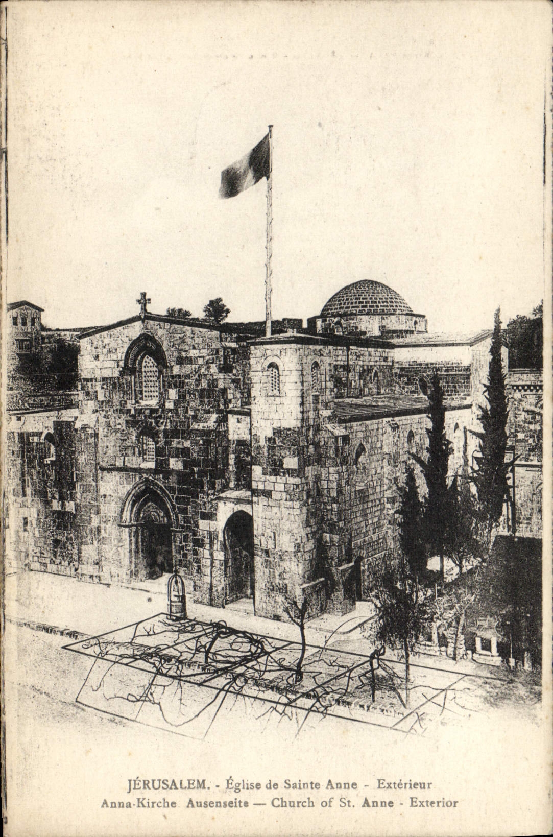 VINTAGE POSTCARD Jerusalem Church Of Sainte Anne Exterieur